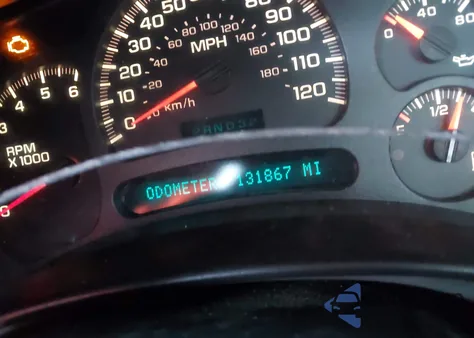 2004 Chevrolet Silverado 1500 z USA, uszkodzony, nr VIN 1GCEC14VX4Z116395